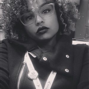 Meet your Posher, Jessica